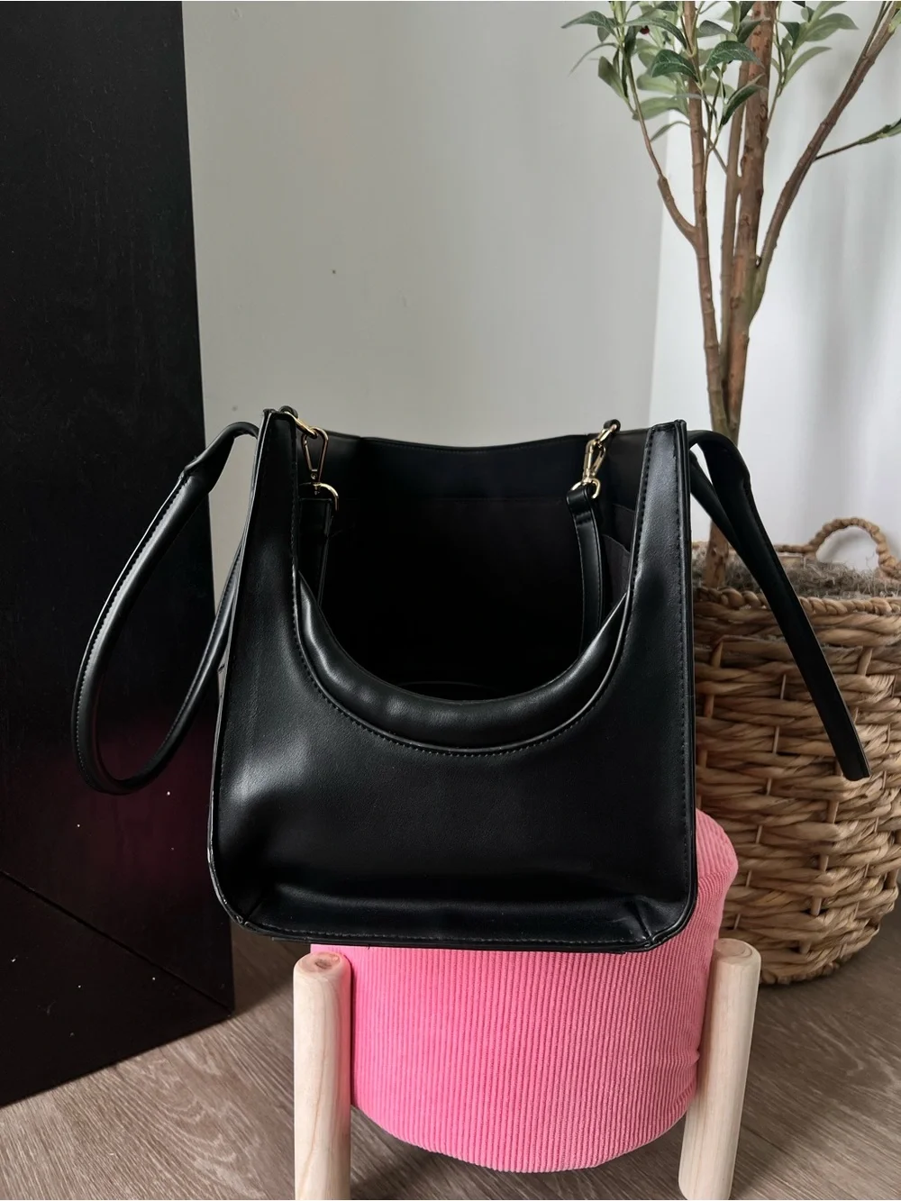 ST ARGO Melbourne Black Leather Dog Travel Tote Bag